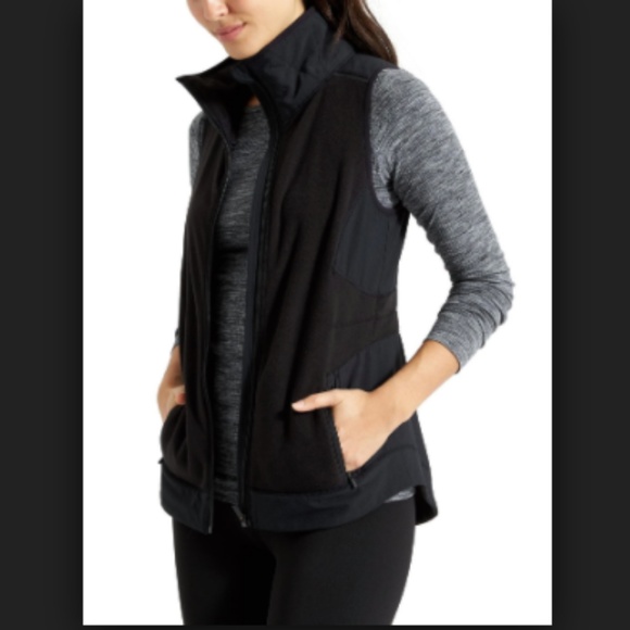 Athleta Jackets & Blazers - ATHLETA Outlander Vest Black Fleece Zip Up Top XS